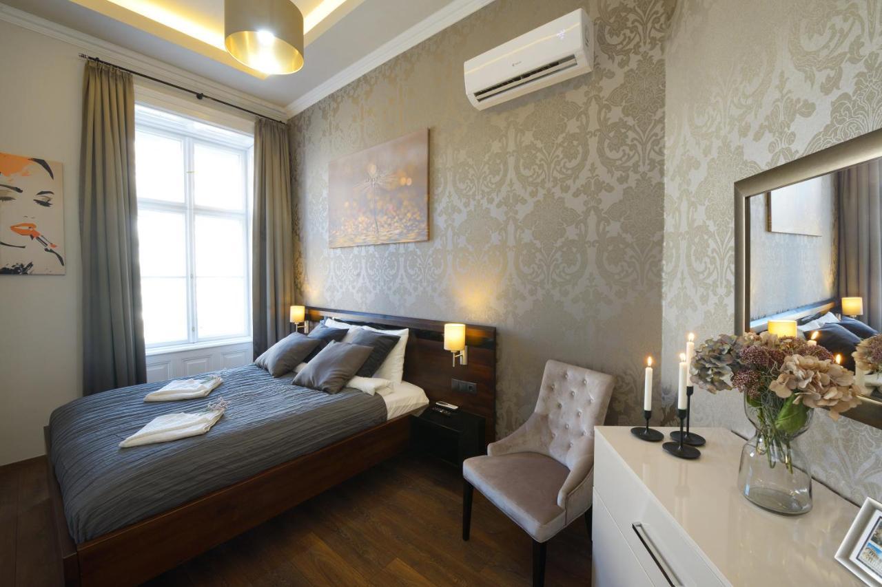 בודפשט Orangehomes 4 Bdrm Apartment View To Synagogue מראה חיצוני תמונה